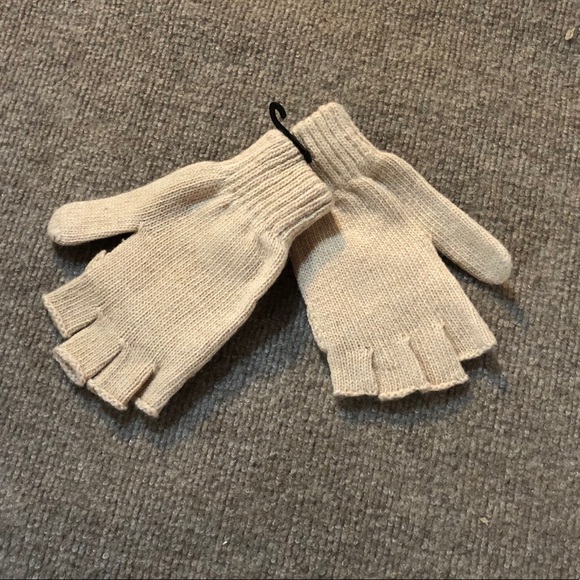 Fingerless Gloves - Picture 2 of 9